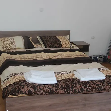 Apartment Laguna 3 *